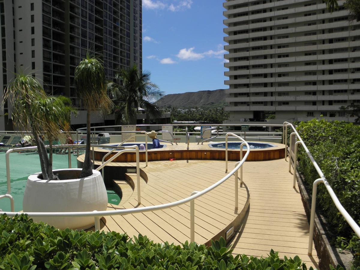 Appartement Waikiki Banyan Oasis With Partial Ocean View, 1-block To Beach, Free Parking *